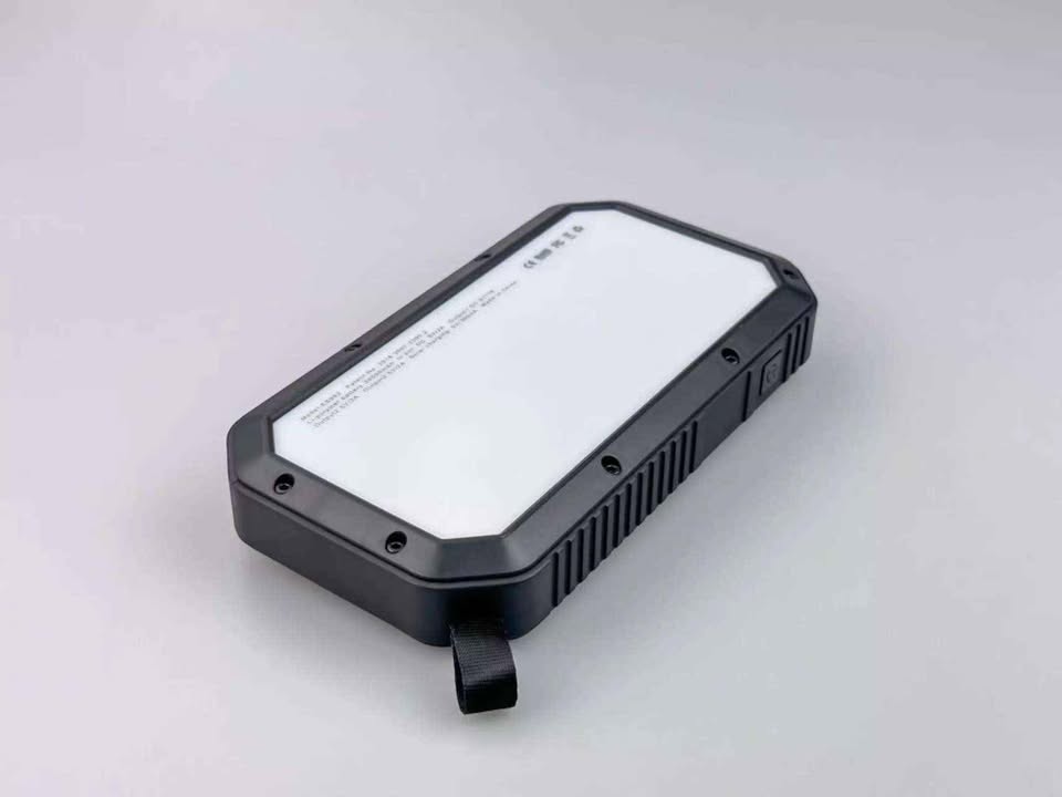 Chargeur Solaire / Power Bank 8000 mAh – Image 2